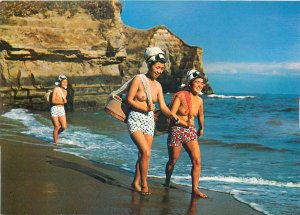 Japanese risque naturism ama diving girls for sea shells and sea weeds postcard