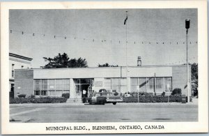 postcard Blenheim, Ontario - Municipal Building