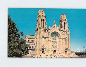 Postcard The Basilica of Ste. Anne de Beaupre Canada