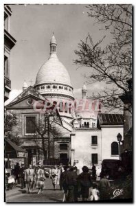 Modern Postcard Paris Le Sacre Coeur and L & # 39Eglise St Pierre