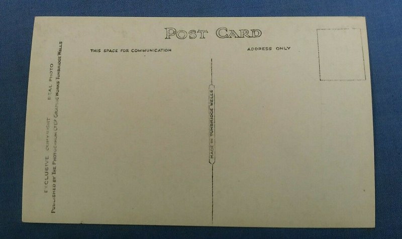 Vintage Real Photo  Postcard London In Trafalgar Square  F1F