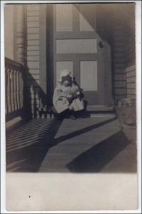 RPPC, Baby on the Porch ?