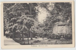 c1910 VODNANY Czechoslovakia Postcard ZEYEROVY SADY Monument Czech Republic