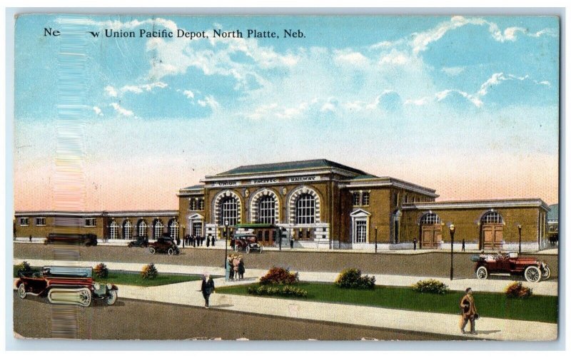 1920 New Union Pacific Depot Exterior Classic Car North Platte Nebraska Postcard 