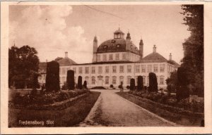 Denmark Fredensborg Palace Fredenborg Slot Vintage Postcard 09.12