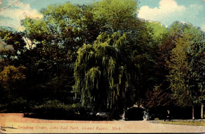 Michigan Grand Rapids John Ball Park Drinking Grotto 1911