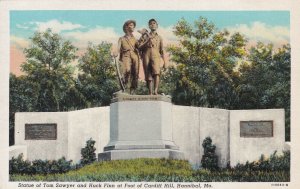 HANNIBAL, Missouri, 30-40 Statue Of Sawyer And Huck Finn At Foot Of Cardiff Hill