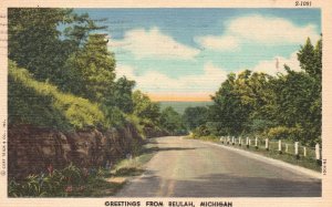 Beulah MI-Michigan, 1950 Road Highway Pathway Greetings Vintage Postcard