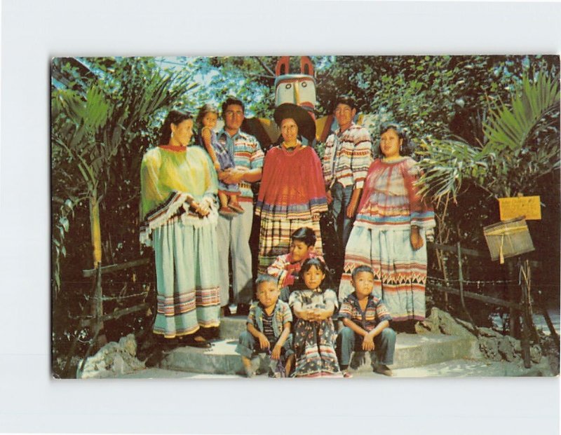 Postcard Seminole Group, Tropical Hobbyland, Miami Florida