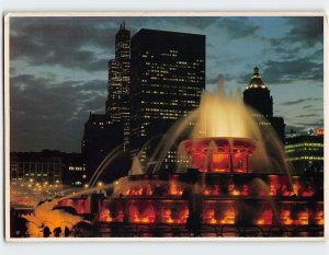 M-111520 Night Buckingham Fountain Grant Park Chicago Illinois