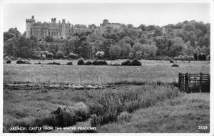 uk25521 arundel castle from the water meadows real photo uk