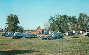 Idaho Falls Idaho KOA Campground Seaich 1972 Postcard 21-8185