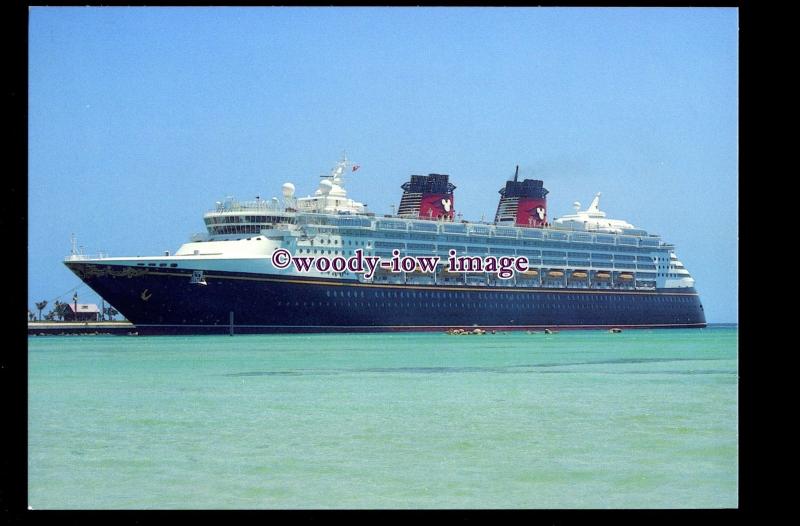 SIM0367 - Disney Cruises Liner - Disney Magic , built 1998 - postcard 