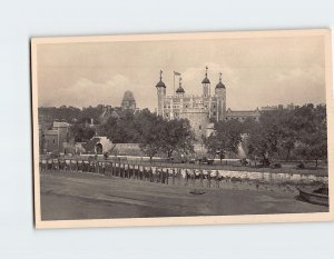 Postcard General view from the Thames Tower Of London England