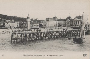 France Postcard - Trouville-Sur-Mer - La Jetee Et Le Casino     T10221