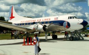 Eastern Airlines - Martin 4-0-4    (aviationcards.com)