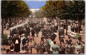 VINTAGE POSTCARD CROWD SCENE AT BAD KISSINGEN THERMAL LEISURE RESORT c. 1910s