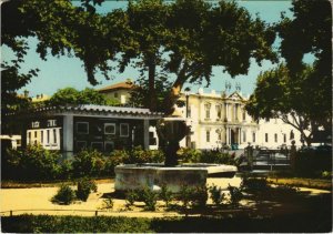 CPM CARPENTRAS Le Square - Le Pavillon du S. I. et l'Hotel-Dieu (1087276)