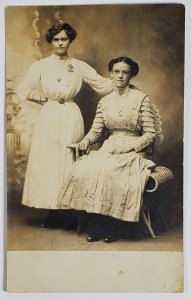 Two Lovely Victorian Women Cecelia Litwin Studio Portrait RPPC Postcard Z20