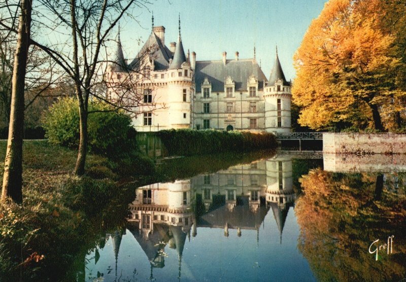 Postcard Les Merveilles Du Val De Loire Saint-Benoit-Sur-Loire La Tour Porche FR