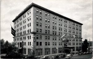 Postcard The Dodge Hotel on Capitol Hill in Washington D.C.