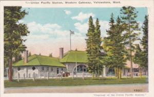 Montana Union Pacific Raiway Station Western Gateway Yellowstone National Park