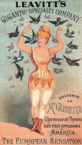 1870's Leavitt's Circus Trained Pigeons Charmeuse de Pigeons Trade Card P3