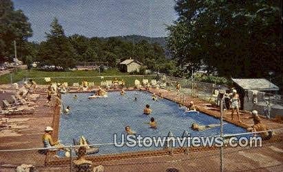 Swimming Pool, Black River Lodge in Lesterville, Missouri