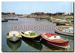 Modern Postcard Port Gujan Mestras