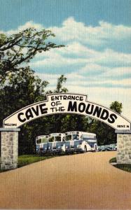 Wisconsin Blue Mounds Cave Of The Mounds Entrance Curteich