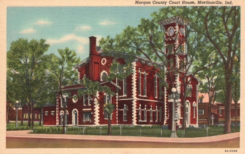 Vintage Postcard 1930's Morgan County Court House Martinsville Indiana IN
