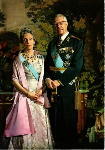 CPM AK HM King Gustaf VI Adolf en HM Queen Louise Swedish Royalty (870416)