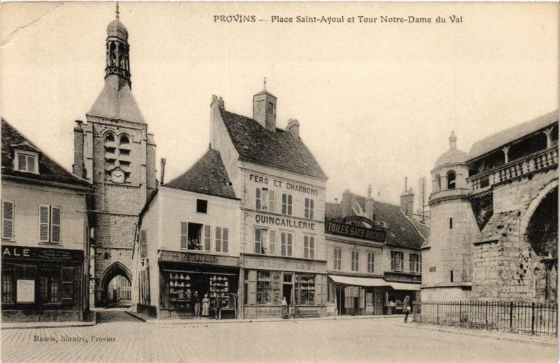 CPA PROVINS - Place St-Axont et Tour Notre-Dame du Val (436755)