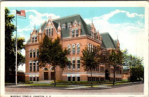 View of Masonic Temple, Yankton SD Vintage Postcard G10