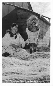 Eskimo Mother Child Far North Johnston 1950s RPPC Photo Postcard 20-12553