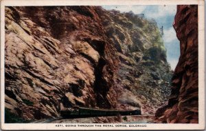 USA Going Through The Royal Gorge Colorado Vintage Postcard 09.99