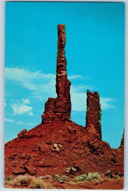 Sedona Arizona Postcard Totem Pole Valley Floor Monument c1960 vintage Antique
