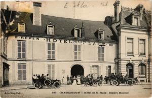 CPA CHATEAUDUN-Hotel de la Place-Départ Matinal (177648)