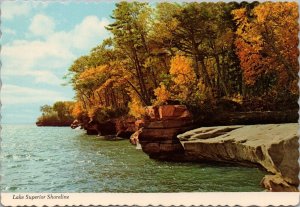 Lake Superior Shoreline Postcard PC474