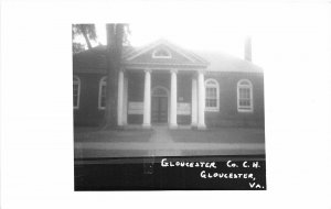 H75/ Gloucester Virginia RPPC Postcard c1950s County Court House 220