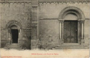 CPA NESLE Le Portail de l'Église (751166)