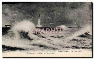 Old Postcard Lighthouse Bayonne La Barre in heavy weather