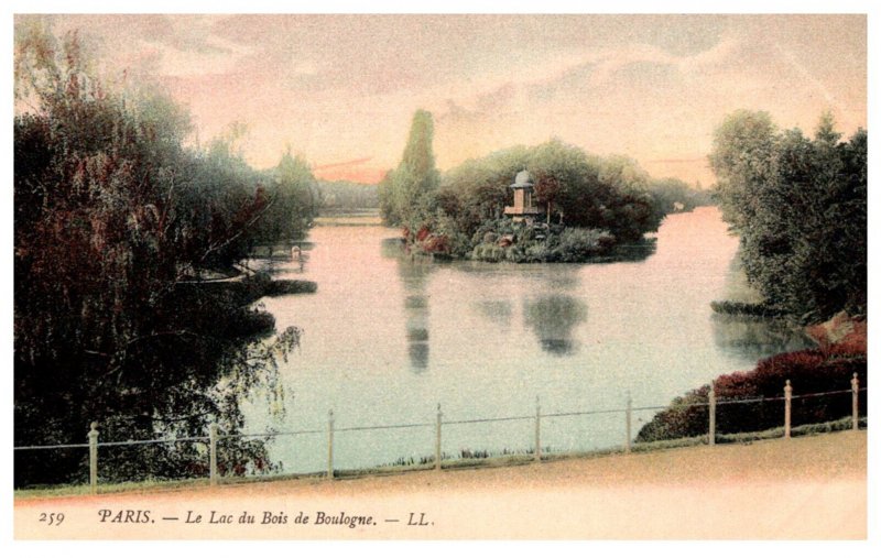 France Paris  Le Lac du Bois Boilgne
