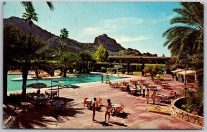 Scottsdale Arizona 1970 Postcard Del Webb's Mountain Shadows Resort Pool