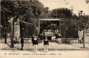 CPA ROCHEFORT-sur-MER Jardin de la Préfecture Maritime. Entrée (666881)