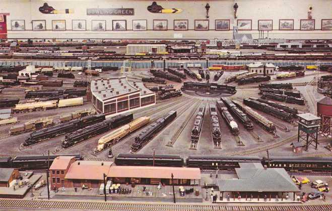 Railways of America - Model Train Round House - Akron, Ohio