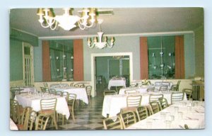 Iroquois Hotel restaurant interior GALT Ont. Canada 1986 Postcard