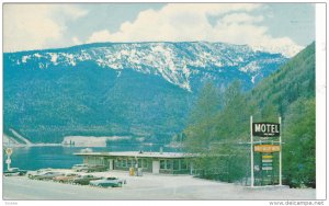 Monashee Dining Room and coffee shop at the Three Valley Motel,  Revelstoke, ...