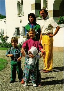 CPM AK La Famille Royale SWEDISH ROYALTY (845201)