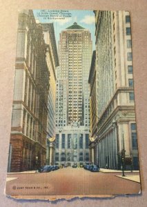 VINTAGE POSTCARD USED 1948 La SALLE ST. BOARD OF TRADE IN BACKGROUND CHICAGO ILL